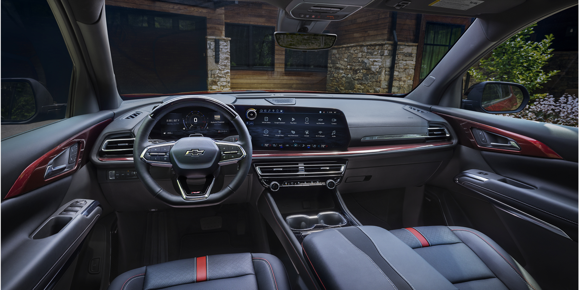 Infotainment System and Ergonomic Wheel