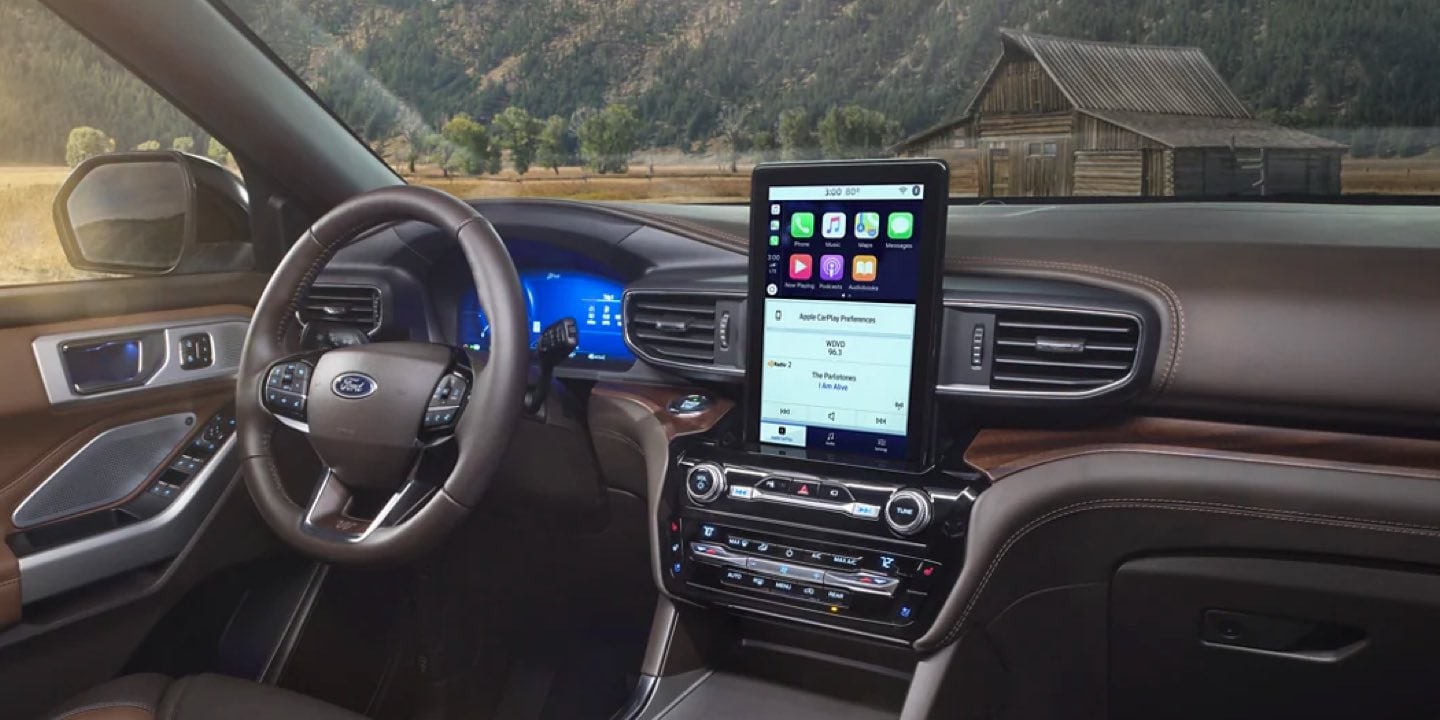 2021 Ford Explorer ST dashboard