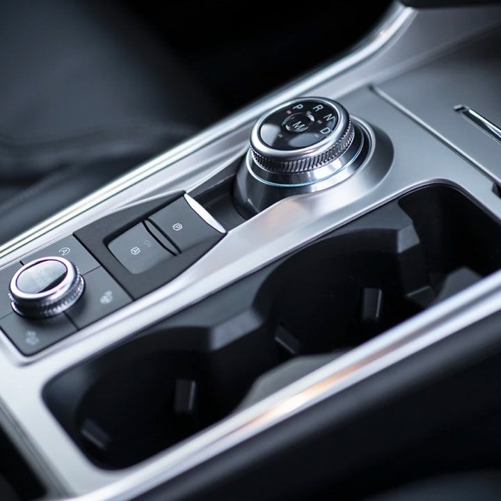 2021 Ford Explorer ST console and gear selector