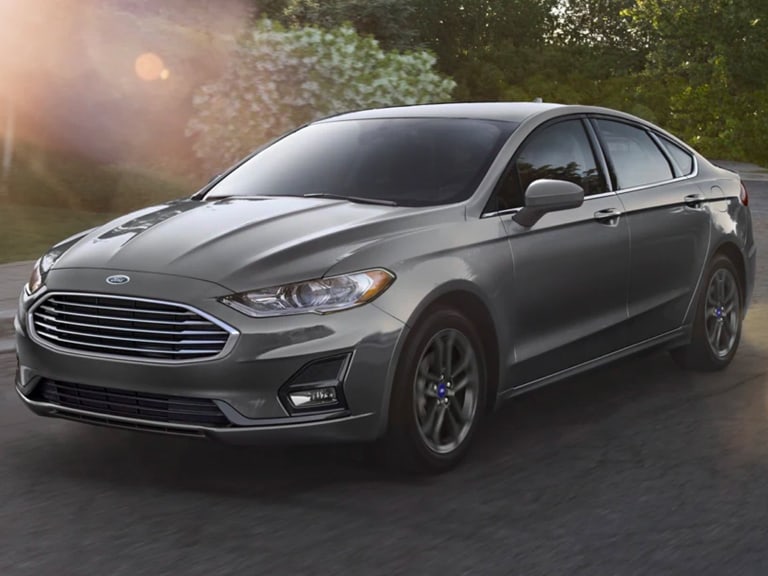 2020 Ford Fusion in Magnetic
