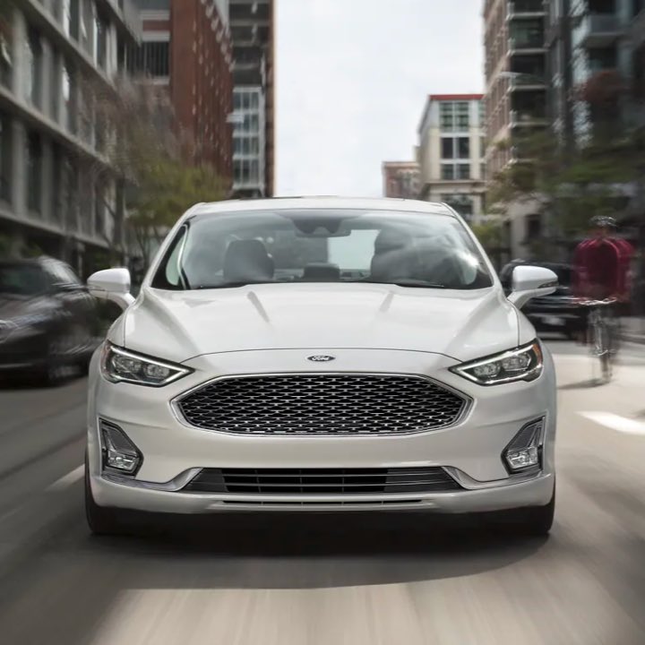 Front view of a 2020 Ford Fusion in Oxford White
