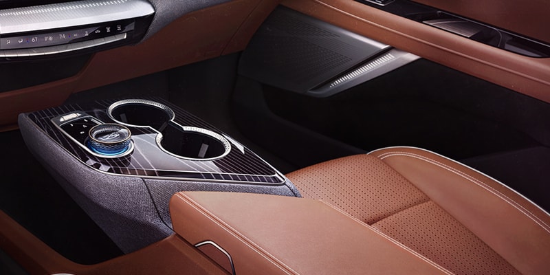Cadillac OPTIQ center console