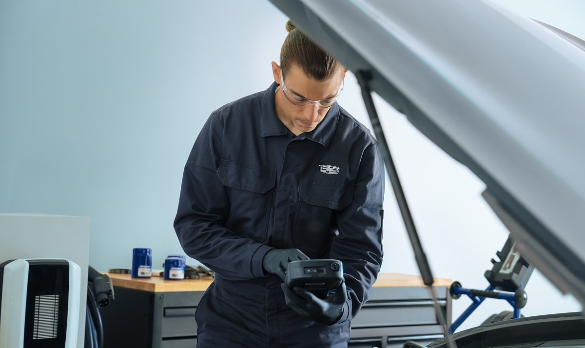 Cadillac Service Technician