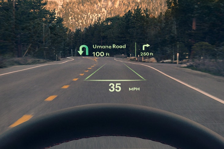 GV70 head-up display