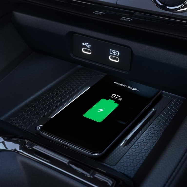 Smart phone charging on middle console