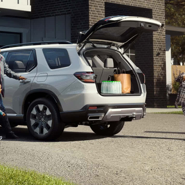 White Honda Pilot Trunk towards camera