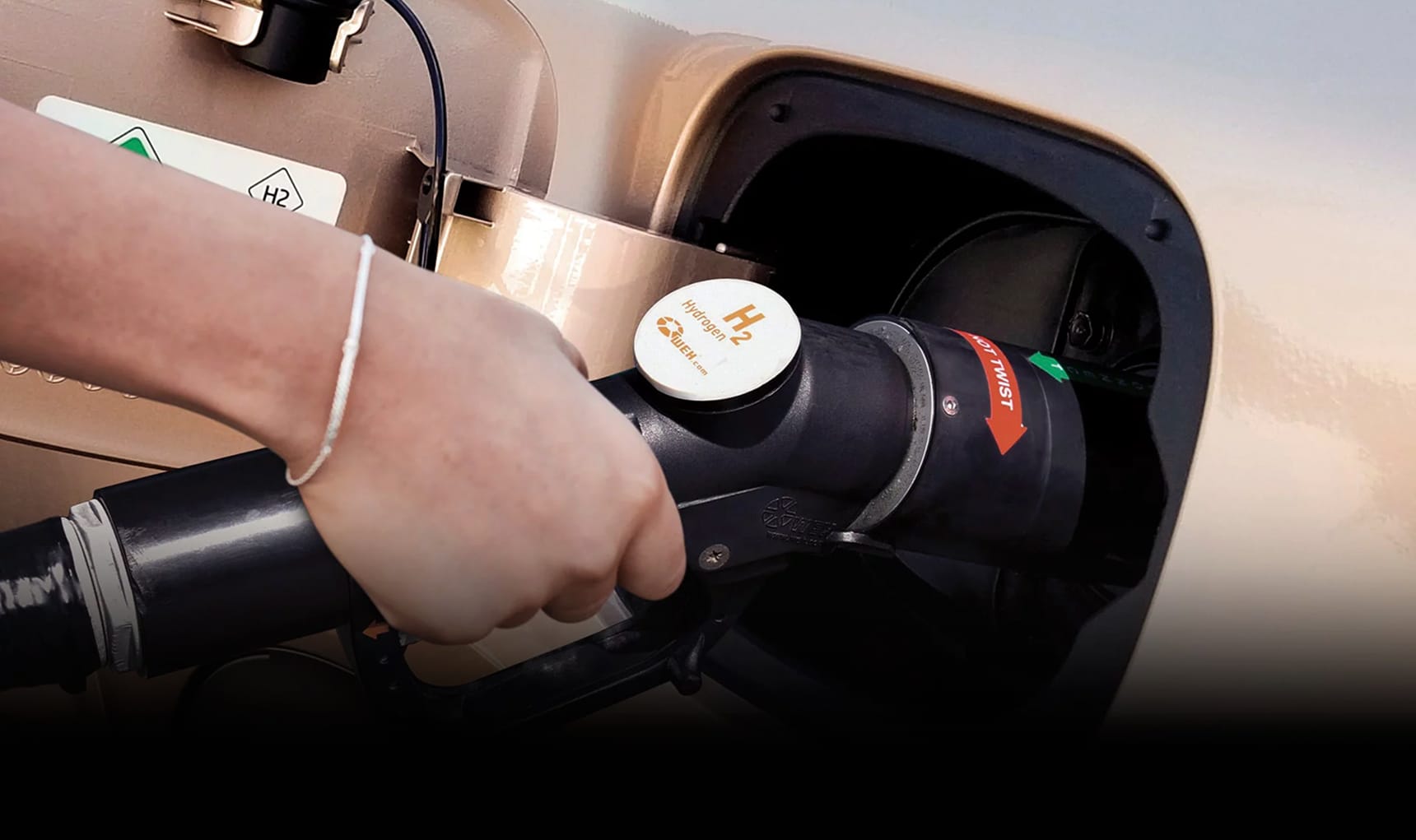Hydrogen powered charger