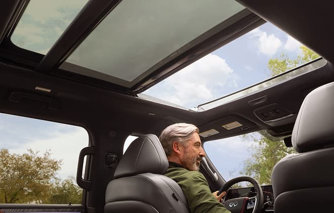 QX80 MOONROOF