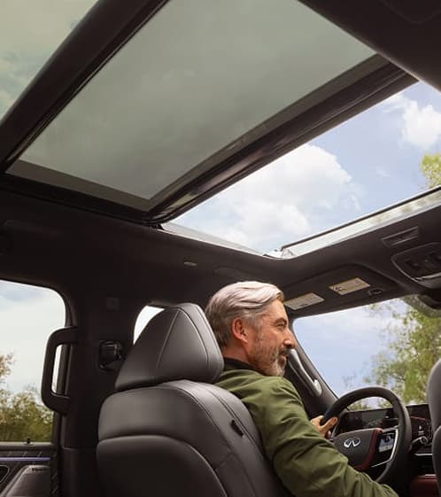 INFINITI QX80 Interior 12