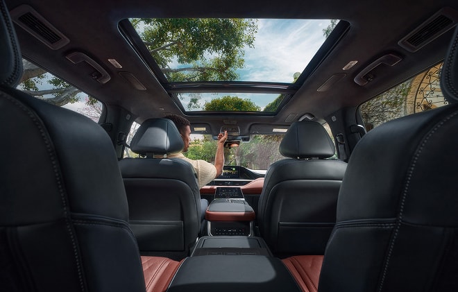 QX80 MOONROOF