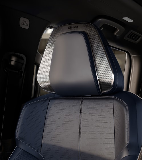 INFINITI QX80 Interior