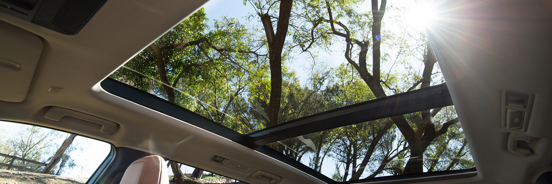 2027 Lexus TZ panoramic sunroof