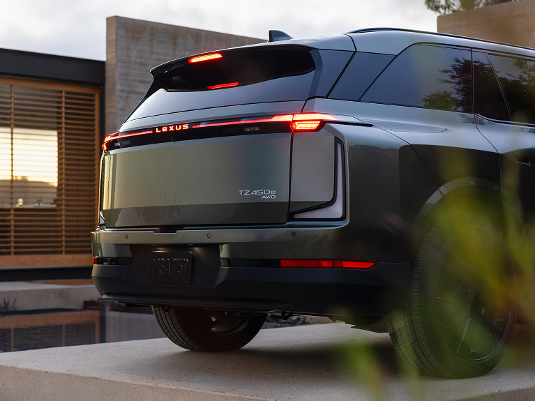 2027 Lexus rear view
