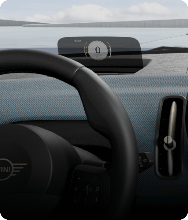 The MINI Head-Up Display of the MINI Countryman SE ALL4.