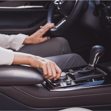 2022 Mazda CX-30 center console