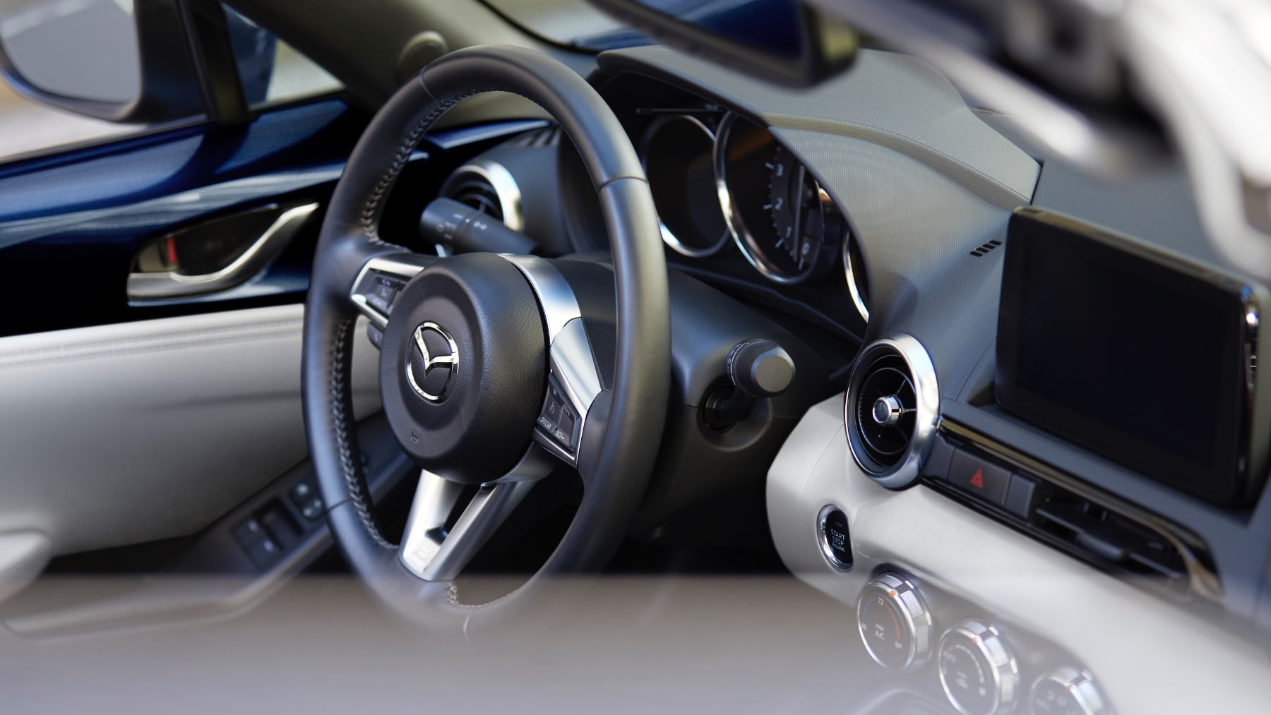 MX-5 Miata steering wheel