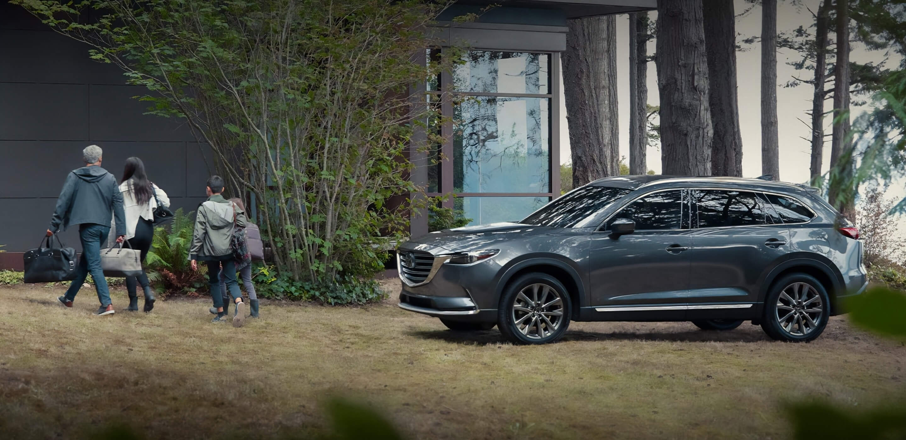 https://di-sitebuilder-assets.s3.amazonaws.com/Mazda/model-pages/2023/CX-9/Hero.jpg