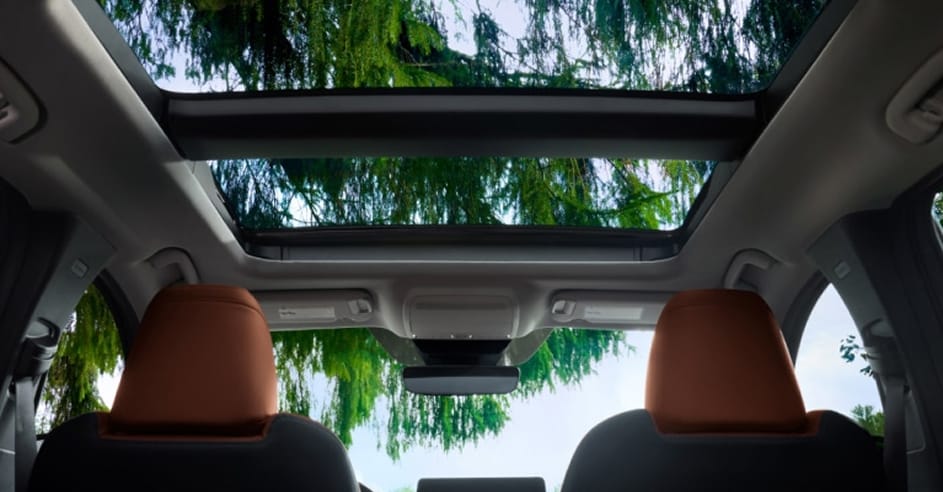 PANORAMIC MOONROOF