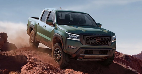 2022 Nissan Frontier on hill