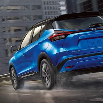 Blue Nissan Kicks from the back