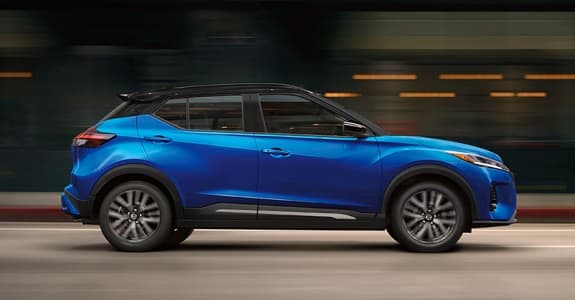 Sideview of blue Nissan Kicks