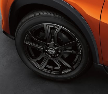 Close up of Driver's side wheel