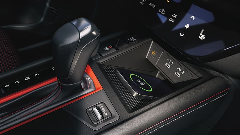 phone wireless charging in a 2025 Nissan Kicks