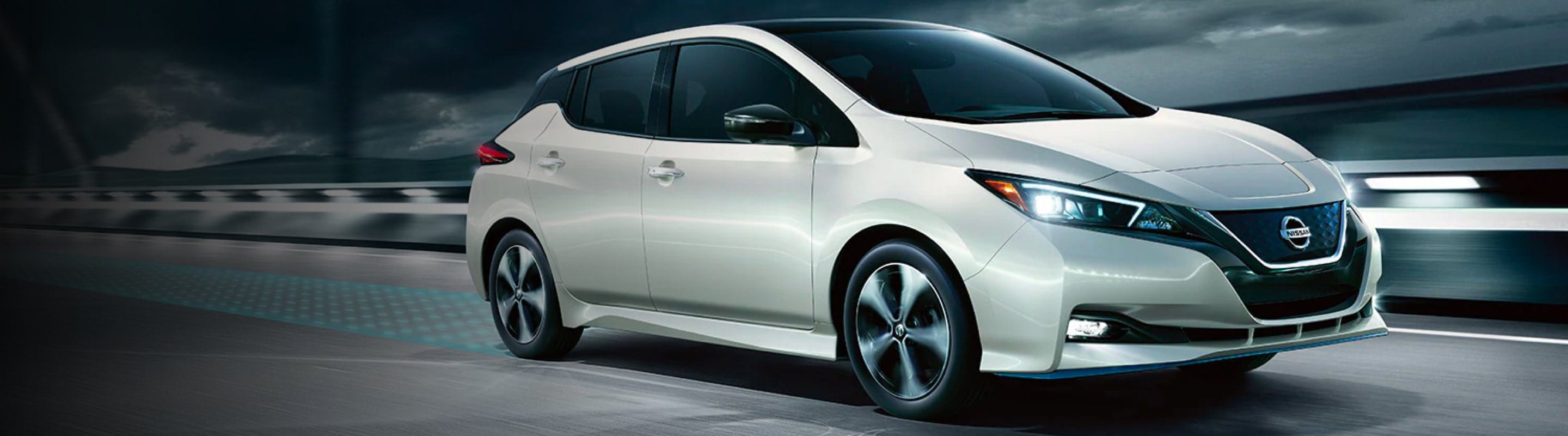 2021 Nissan LEAF in Pearl White Tri-Coat