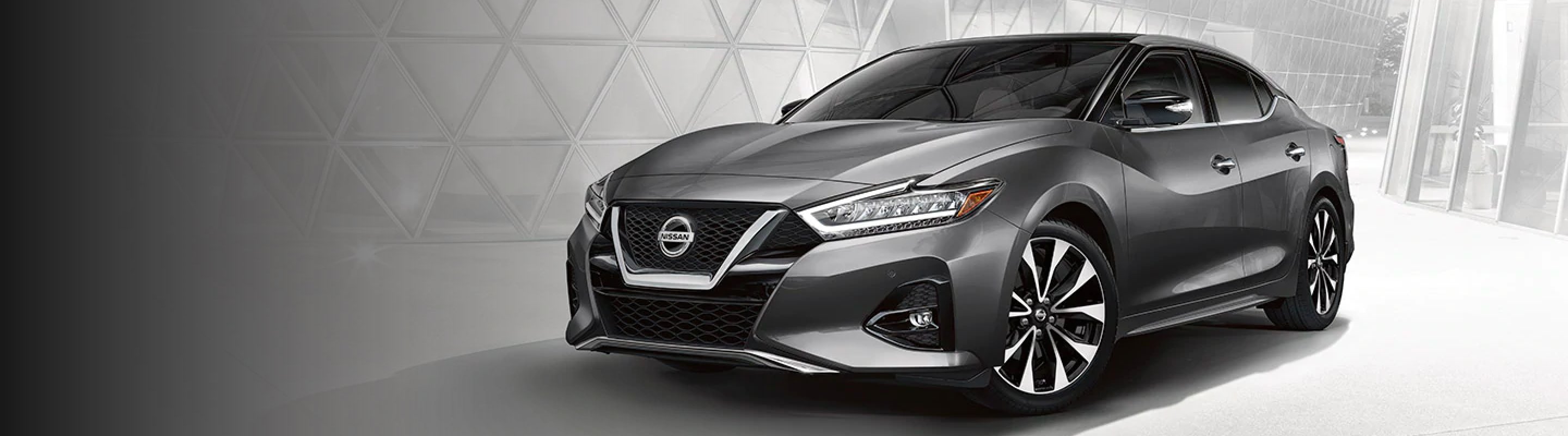 2021 Nissan Maxima in Silver