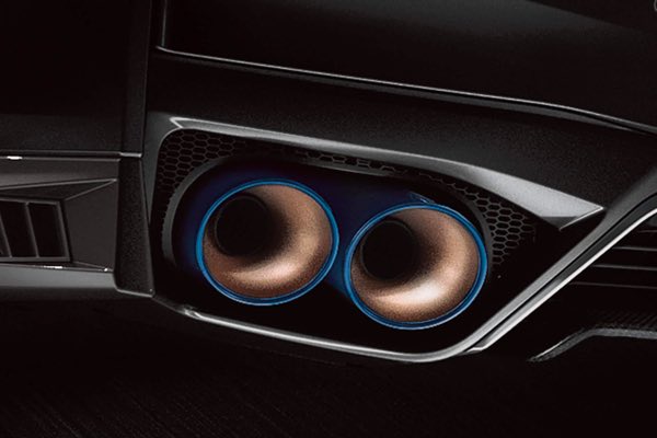 Handformed titanium exhaust