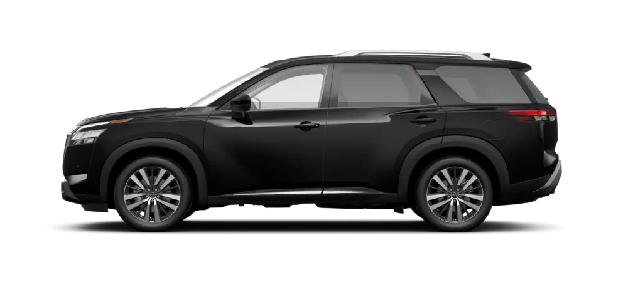 2022 Nissan Pathfinder in Super Black