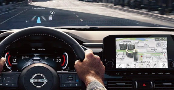 2022 Nissan Pathfinder head up display
