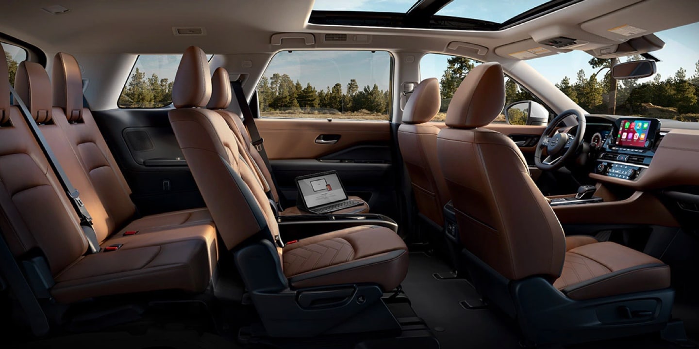 2022 Nissan Pathfinder interior view