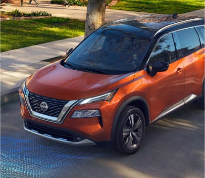 3/4 overhead view of Nissan vehicle