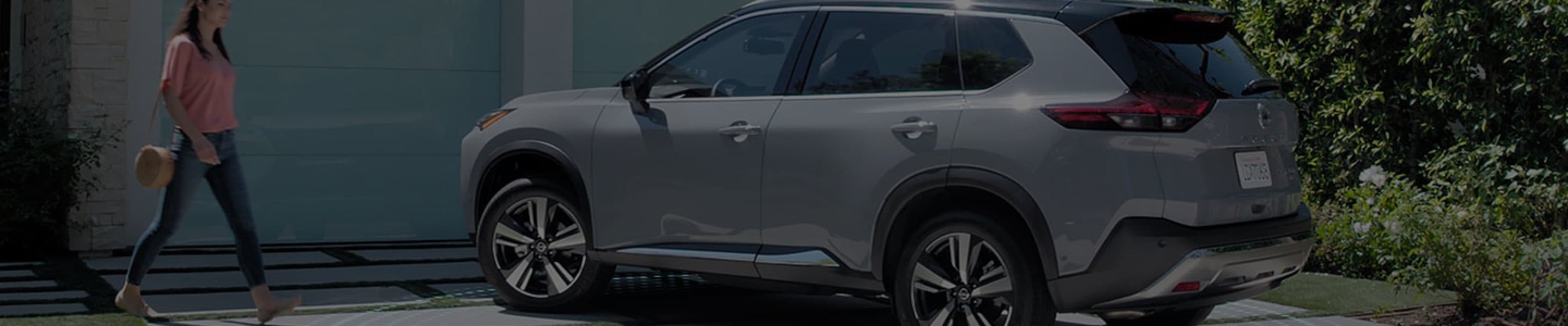 Nissan Rogue parking three quarter view