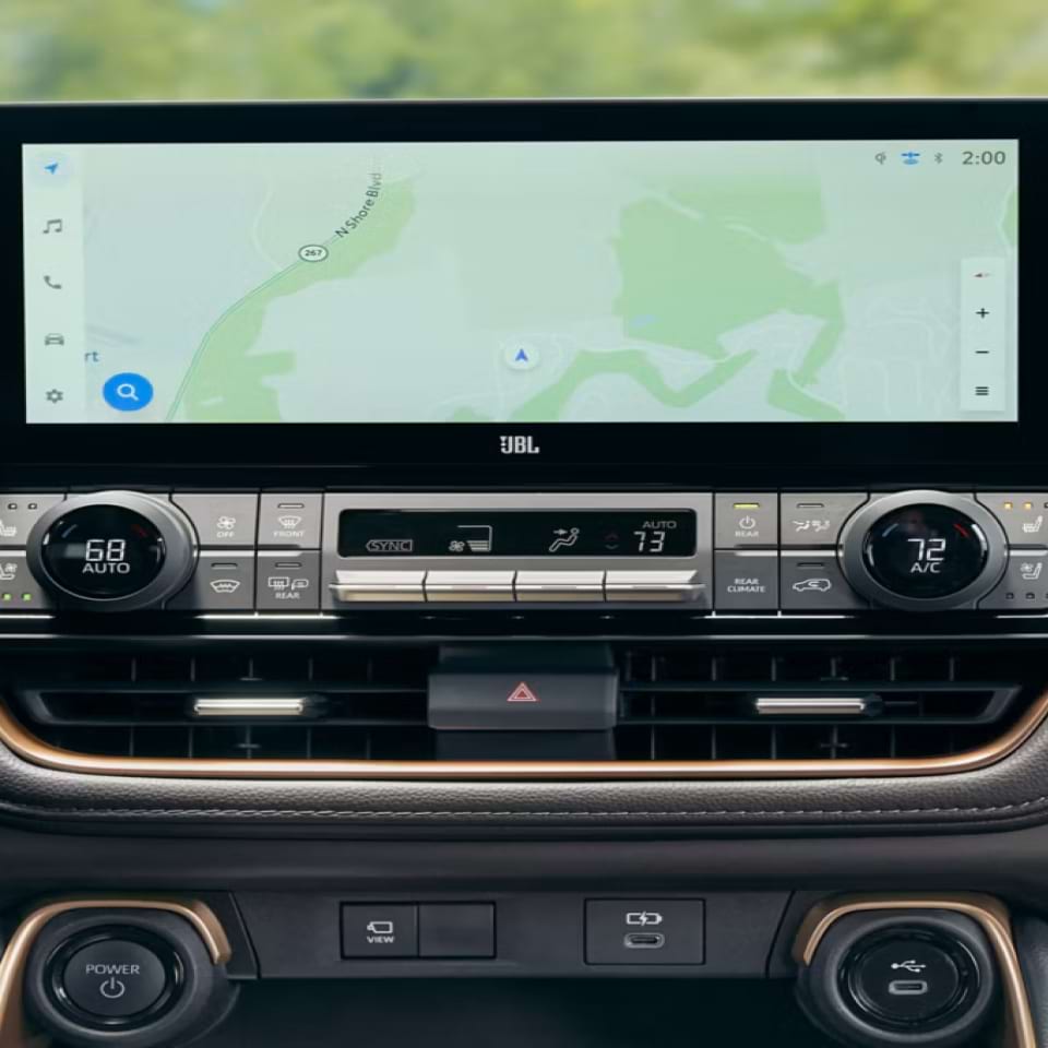 Toyota grand highlander 2026 interior